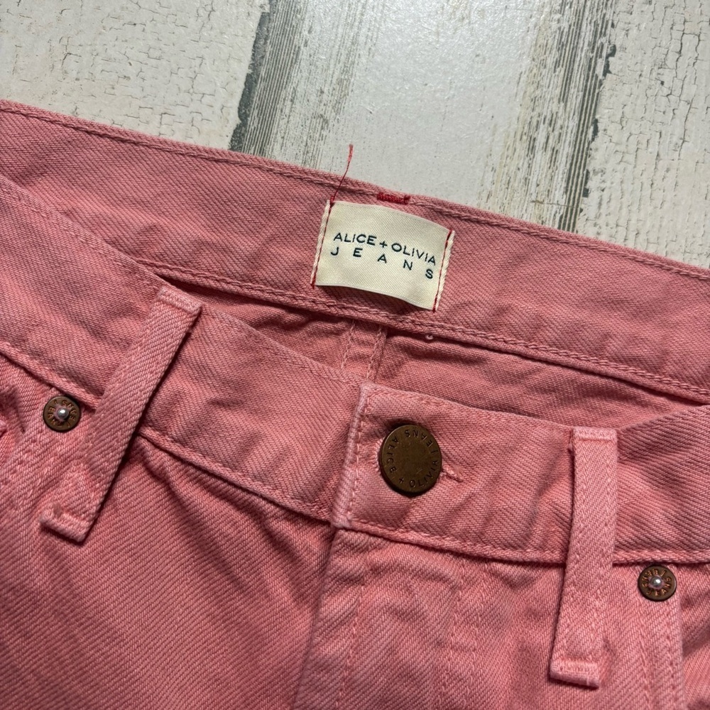Alice + Olivia Genevieve Double Ripped Jeans Size 26 - Picture 3 of 6